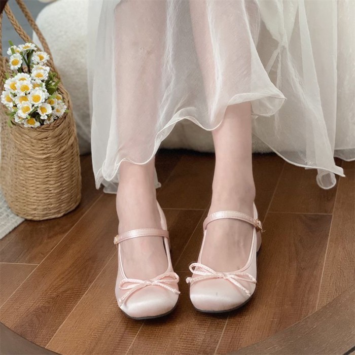 Giày da nhỏ kiểu Hàn Quốc mũi tròn nông miệng phù hợp với váy giày da nhỏ nữ gót dày ngọt ngào