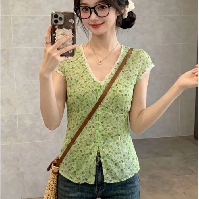 Áo sơ mi voan hoa xanh retro kiểu Pháp thiết kế nữ cổ chữ V cao cấp eo thon dáng ngắn tay áo