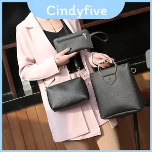 Bộ túi xách sắt mèo hợp thời trang với chất liệu Pu mềm và chi tiết khâu thời trang