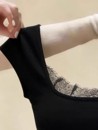 Áo thun nữ thời trang mới phối ren đen cổ vuông mùa hè Mới Niche Style Slim Fit Top