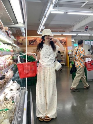 Quần âu in hình hoa mai Hello Kitty dễ thương cho nữ mới cạp cao giảm béo đa năng dáng rộng q