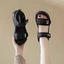Giày sandal thể thao thông thường mùa hè đế dày cho nữ, giày học sinh đế bệt để mặc ngoài, giày nữ