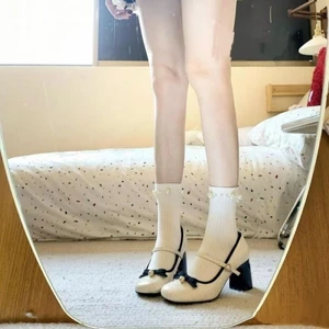 Ngọc trai phong cách Pháp hương thơm nhỏ khóa một từ Giày nữ Mary Jane giày cao gót mũi vuông