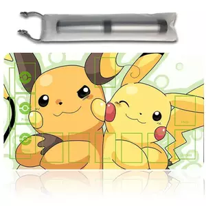 Thảm chơi Pokemon Pikachu MỚI với vùng thẻ 600 * 350 * 2mm Thảm chơi trò chơi cao su của TCG
