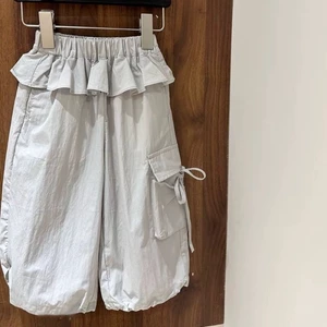 Quần ống rộng thường ngày cho trẻ em Xuân Thu Thời Trang Mới Đa Năng Cho Nữ Quần Yếm Ren Phon