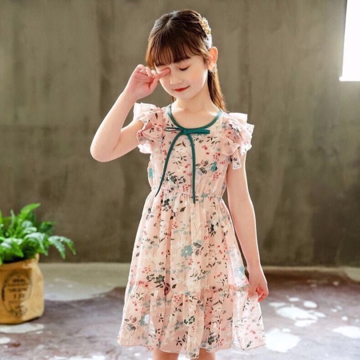 Váy mới dành cho nữ Phong cách mùa hè Váy treo thêu trẻ em Phong cách nghỉ dưỡng Công chúa bãi b