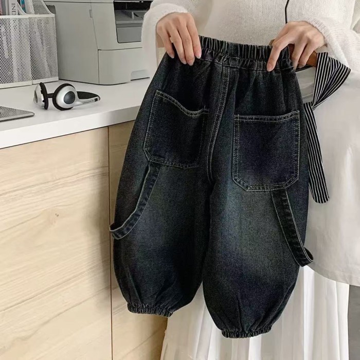 chiếc quần nhung một mảnh cho bé trai mùa thu đông quần jean trẻ em cỡ vừa và lớn quần legging r