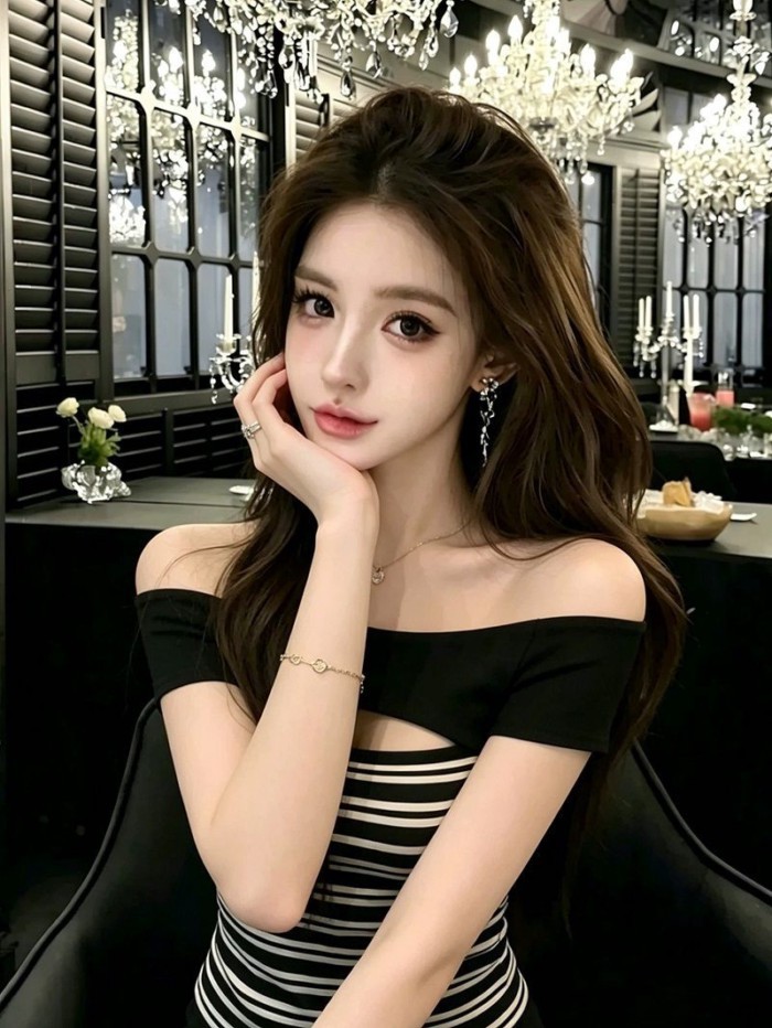 Áo thun ngắn tay chắp vá phong cách Hàn Quốc mỏng có cổ sọc ngang của phụ nữ Áo thun rỗng vừa