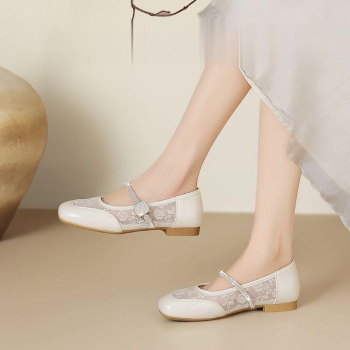 Phong Cách Trung Hoa Ren Lưới Thoáng Khí Giày Nữ Tính Và Đa Năng Mới Phong Cách Xuân Hè Mary Jan