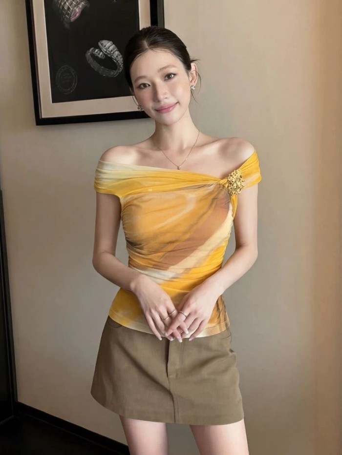 Lan ~ Pure Desire Phong Cách Retro Màu Sắc Tương Phản In Gạc Xếp Ly Áo Vest Nữ Mùa Hè Phong Cách Mới Thiết Kế Cảm Giác Slim-fit Ôm Hơn Nhìn Top