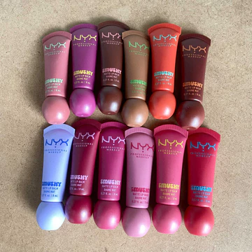 Sản phẩm dưỡng môi và bóng môi mới NYX Son dưỡng môi Smushy Matte