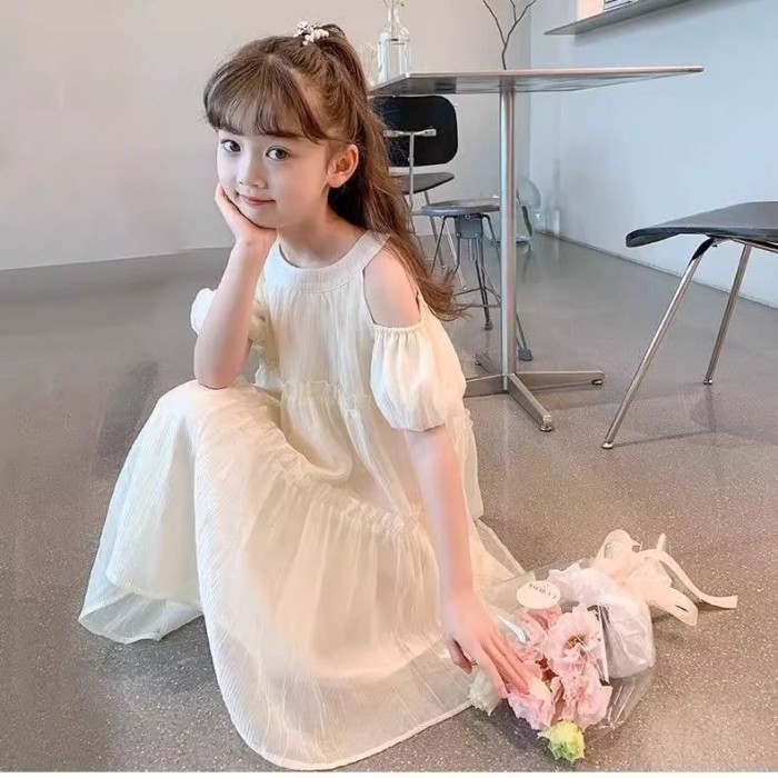 Váy mới dành cho nữ Phong cách mùa hè Váy treo thêu trẻ em Phong cách nghỉ dưỡng Công chúa bãi b