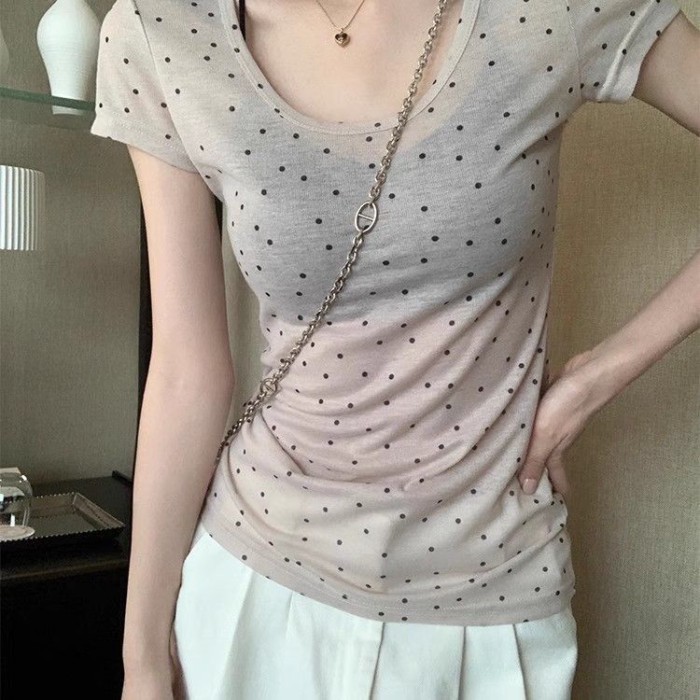 Phong cách Hàn Quốc ngọt ngào hot girl cổ thấp để lộ xương đòn áo thun ngắn tay in hình chấm