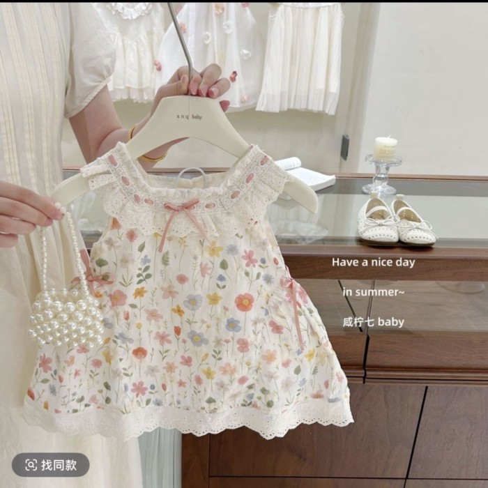 Đầm ren hoa không tay ngọt ngào cho bé gái mùa hè Đầm ren phong cách mục vụ