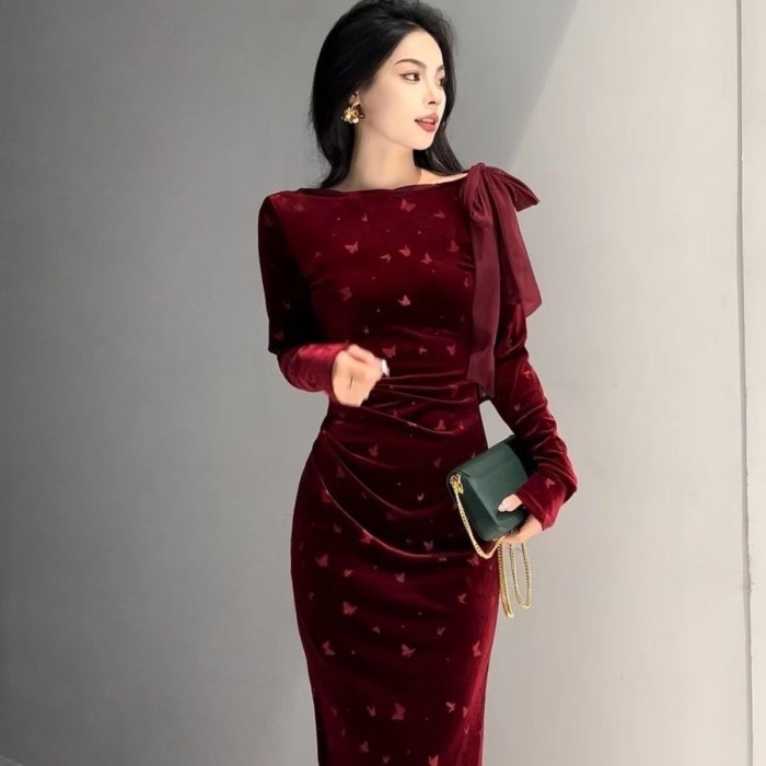 mẫu váy nhung dài tay in ruy băng thu đông mới khí chất mùa thu đông váy dài xếp ly xẻ thẳng thẳ