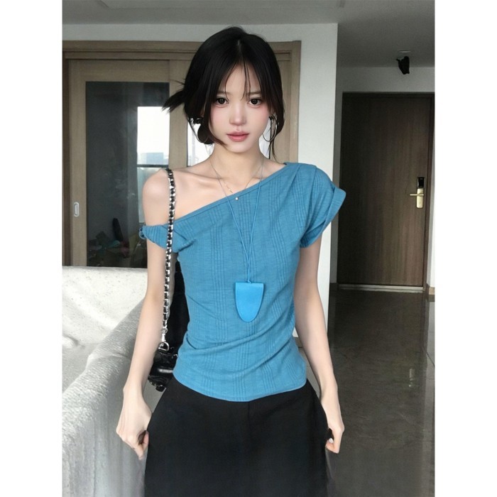 Áo thun trễ vai màu xanh hồ cho nữ thiết kế mùa hè dáng ôm ngắn tay trễ vai hàn quốc
