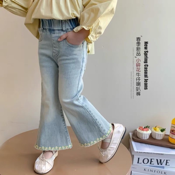 Quần Bé Gái Xuân Thu Mùa Xuân Mới Quần Loe Trẻ Em Mùa Xuân Quần Jean Quần Loe Đa Năng
