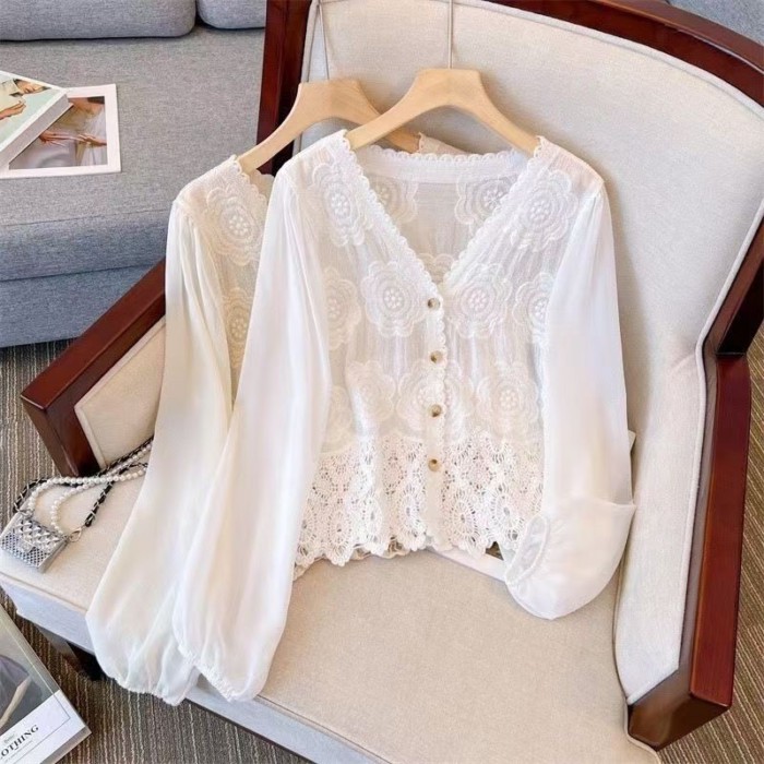 Đầu thu mới hàng đầu Pháp ren mùa hè rỗng áo sơ mi cardigan thiết kế áo voan dài tay mặc bên