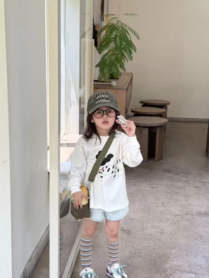 áo thun cotton dài tay xuân thu bé trai và bé gái in hình dễ thương dành cho trẻ em và trẻ trung