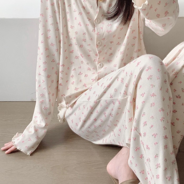 Bộ đồ ngủ phong cách Hàn Quốc dành cho nữ, hoa ngọt ngào ký túc xá xuân thu quần dài đơn giản Bộ qu