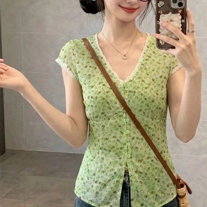 Áo sơ mi voan hoa xanh retro kiểu Pháp thiết kế nữ cổ chữ V cao cấp eo thon dáng ngắn tay áo
