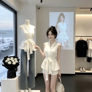 Áo sơ mi không tay thời trang Pháp cổ top eo thon gọn áo sơ mi buộc dây phong cách mùa hè mới