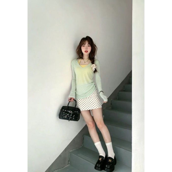 Bộ đồ váy trắng chấm bi cho nữ, bộ đồ đầu xuân đẹp, bộ váy ngắn ôm hông chữ A cực đẹp