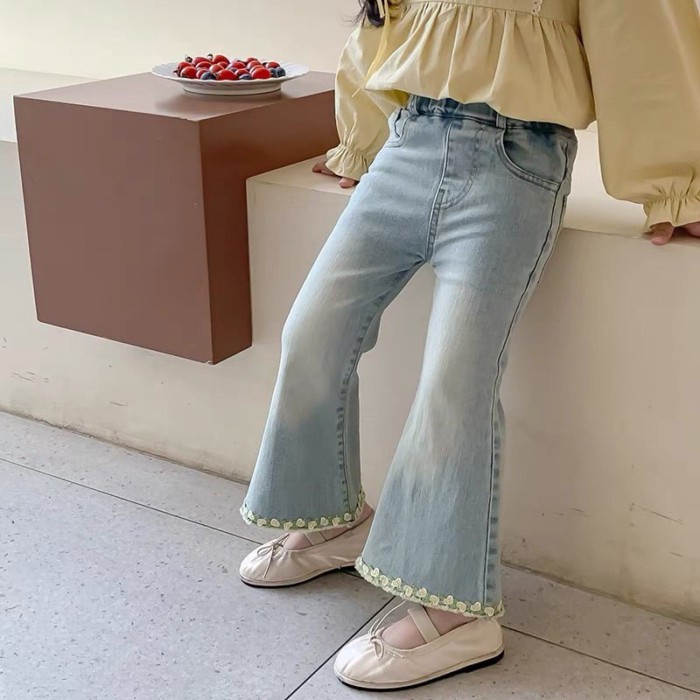 Quần Bé Gái Xuân Thu Mùa Xuân Mới Quần Loe Trẻ Em Mùa Xuân Quần Jean Quần Loe Đa Năng