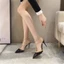 Mùa xuân và mùa hè phong cách mới mũi nhọn màu đen đinh tán cao gót dép nữ gót nhọn giày cao