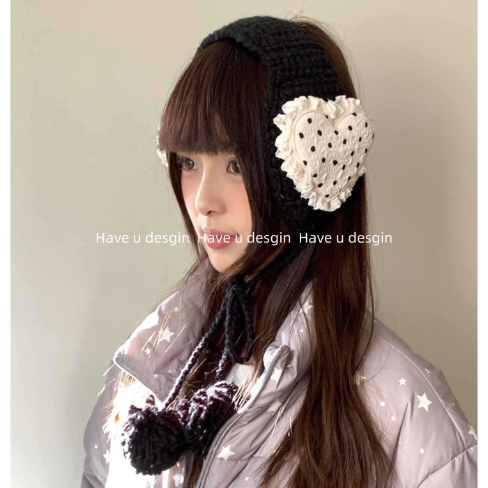 Earmuff nữ mùa đông thiết kế Hàn Quốc, chất liệu fleece và lông cừu, họa tiết chấm bi giữ ấm tốt