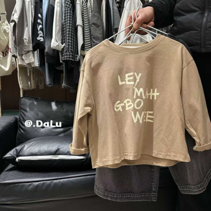 trẻ em thường ngày đẹp trai in chữ cotton dài tay mùa xuân thu áo thun nam đẹp trai áo thun đáy