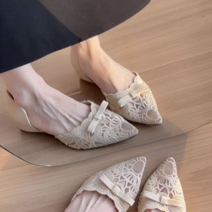 Giày tăng chiều cao 4cm, giày đế mềm phối váy, giày sandal Mary Jane phối ren kiểu Pháp cho nữ