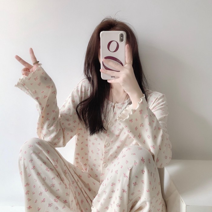 Bộ đồ ngủ phong cách Hàn Quốc dành cho nữ, hoa ngọt ngào ký túc xá xuân thu quần dài đơn giản Bộ qu