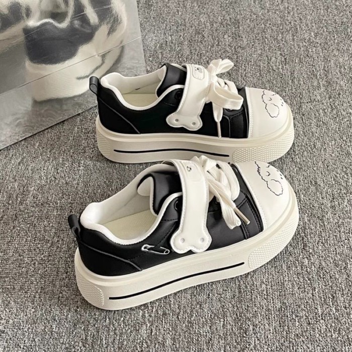 đôi giày trắng mới mùa xuân mới, giày đế dày Velcro đế dày, cún con tăng chiều cao, bánh mì dễ t