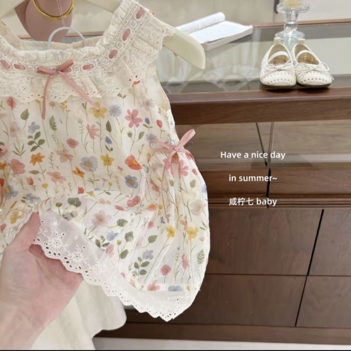 Đầm ren hoa không tay ngọt ngào cho bé gái mùa hè Đầm ren phong cách mục vụ