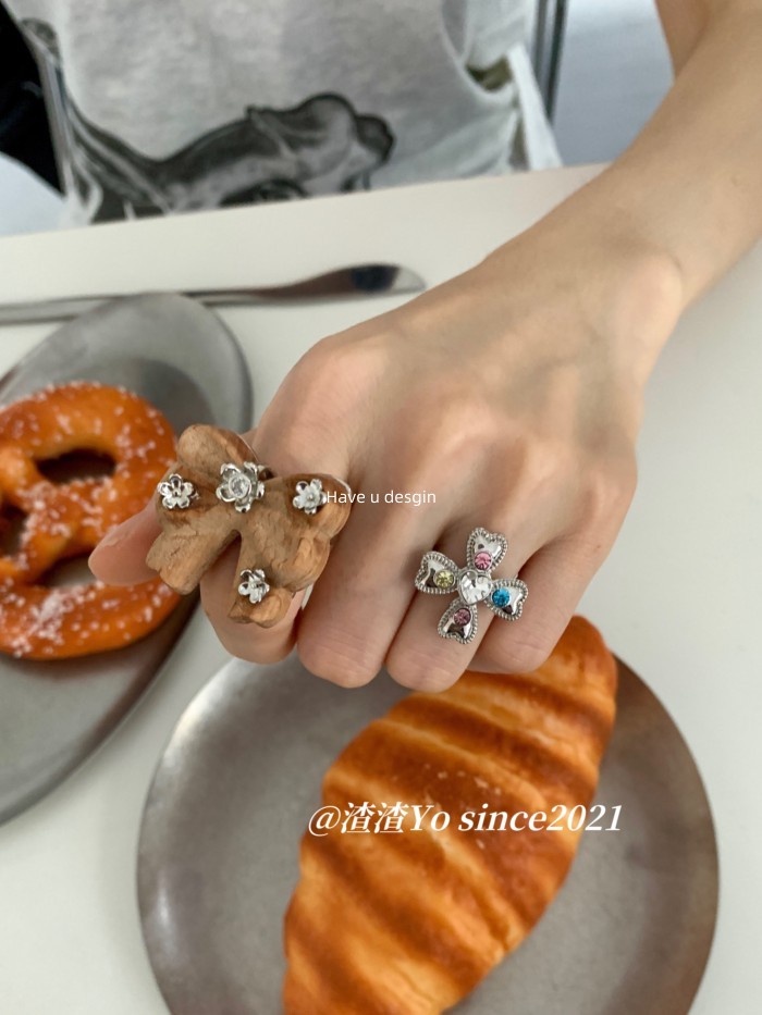 Have u desgin Niche Design Bow Ring Nữ ins Độc Đáo Đơn Giản Phù Hợp Với Chỉ Số Chữ Thập Nhẫn