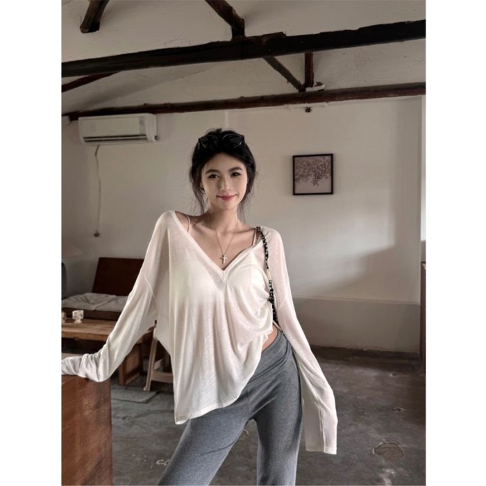 Pure Desire mỏng hơi xuyên thấu cổ chữ V dài tay áo thun nữ mùa hè dáng rộng chống nắng áo kh
