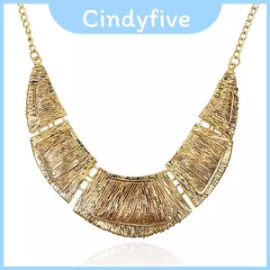 Vòng cổ kim loại lấy cảm hứng từ tòa án sang trọng với dây chuyền rắn cho bữa tối thanh lịch