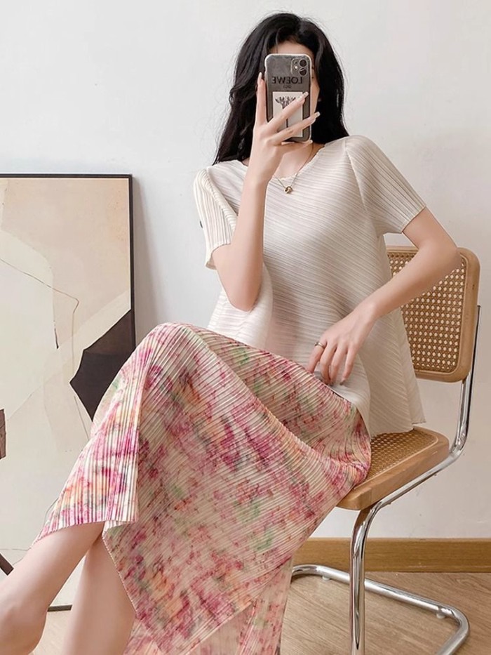 Lan ~ Váy Hoa Hồng Mùa Hè Nhỏ Xếp Ly Phong Cách Mới Cao Cấp Co Giãn Mỏng Hơn Nhìn Mỏng Phong Cách Xếp Ly Váy