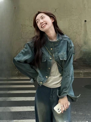 Áo khoác denim cổ đứng cho nữ mùa xuân ngọt ngào và mát mẻ ngắn đi xe máy mặc áo khoác ngoài phong