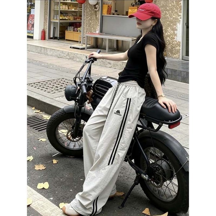 Quần ống rộng thể thao kẻ sọc lười biếng cho nữ mùa hè Quần ống rộng lưng cao phong cách Hàn