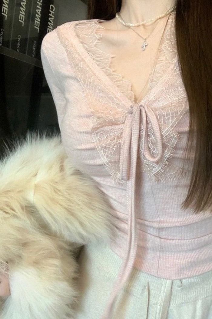 Áo thun ren có quai, tay dài, đáy nơ, dáng ôm vừa vặn