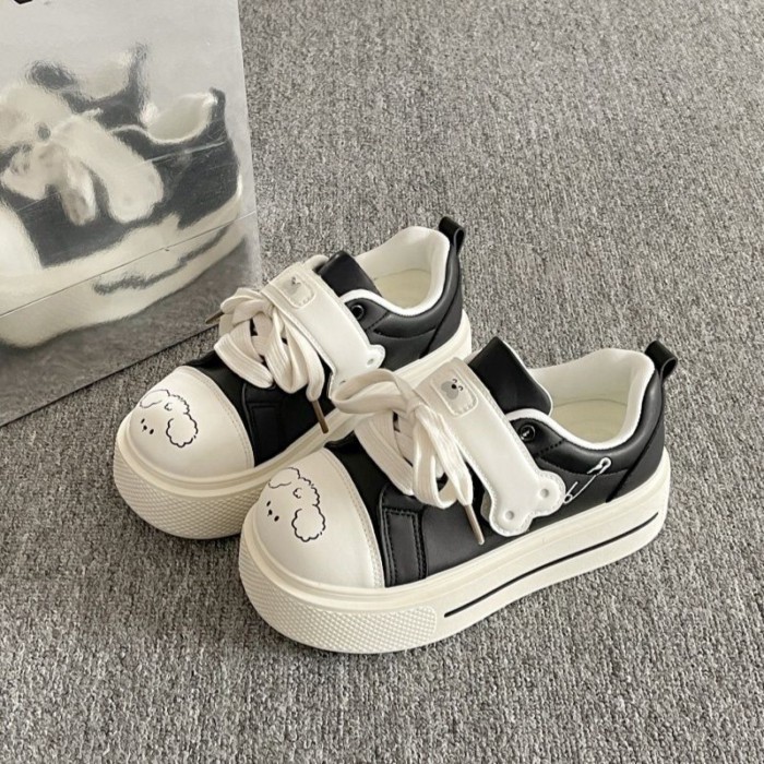 đôi giày trắng mới mùa xuân mới, giày đế dày Velcro đế dày, cún con tăng chiều cao, bánh mì dễ t