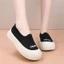 Feiwei Baotou Đế Dày Rỗng Lưới Thoáng Khí Giày Nữ Thời Trang Mùa Hè Giày Slip-on Tăng Chiều Cao Già