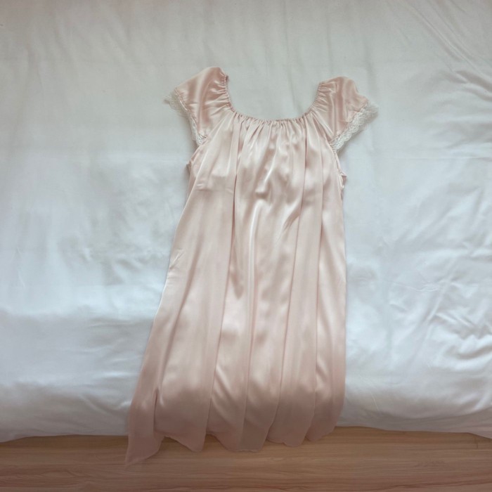 Girls' Pure Desire Ice Silk Váy ngủ màu hồng Bộ đồ ngủ nữ ren công chúa gợi cảm Quần áo ở nhà