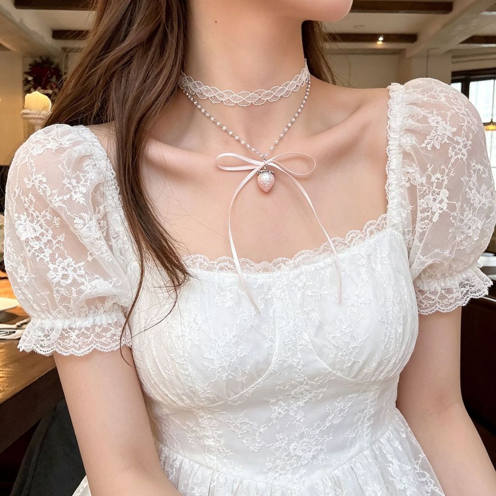 Bow Ren Neckband Mặt dây chuyền dâu tây Vòng cổ hai lớp