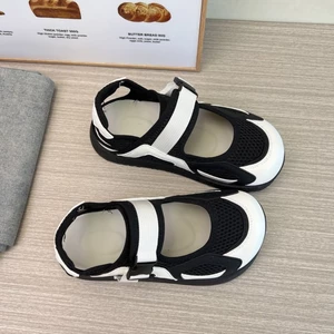 Trắng Rỗng Velcro Mary Jane Giày Xấu Xí Ngón Chân Cái Xăng Đan Thể Thao Giày Đi Bộ Đường Dài