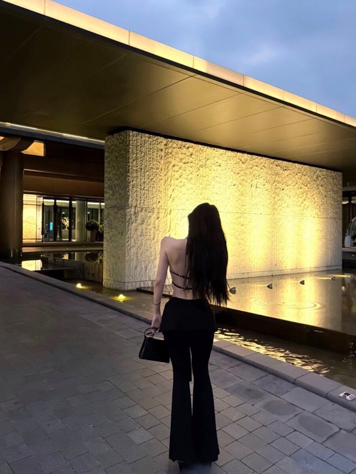 Hot Girls Áo dây không tay đính hạt cườm dành cho nữ Thiết kế mùa hè ngắn Slim Fit hở lưng