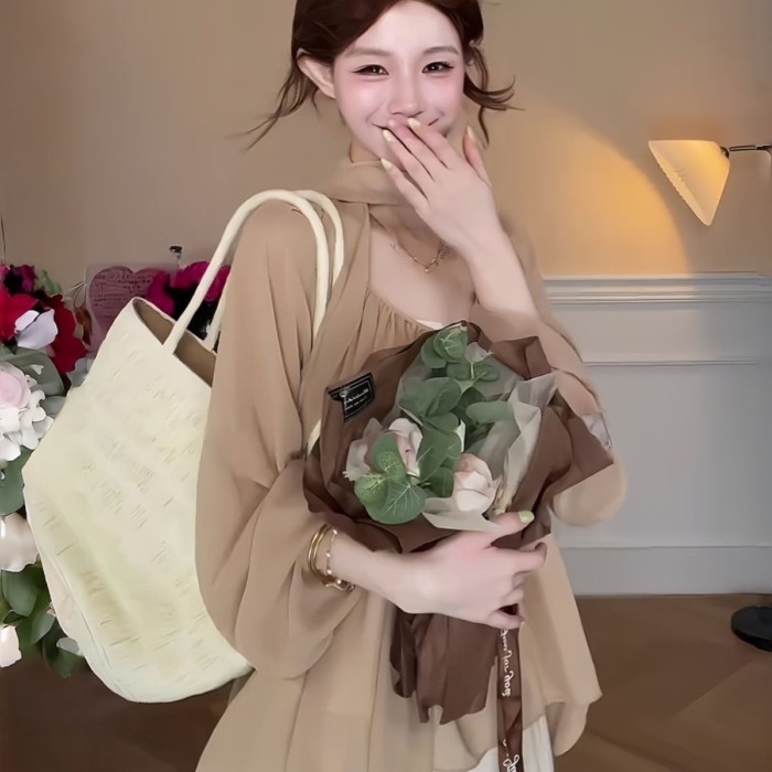 Áo sơ mi voan màu trà sữa phong cách nhẹ nhàng kiểu Pháp dành cho nữ mùa xuân cổ dây truyền thống c