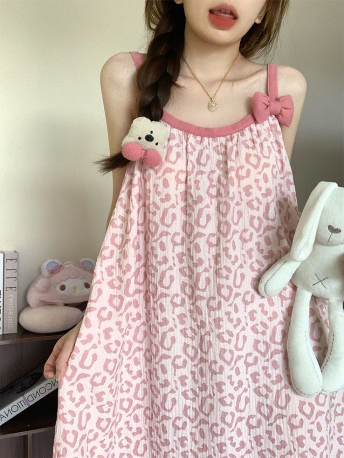 Váy treo in họa tiết da báo màu hồng ngọt ngào dễ thương, váy ngủ cao cấp mới mùa hè, mặc ở n